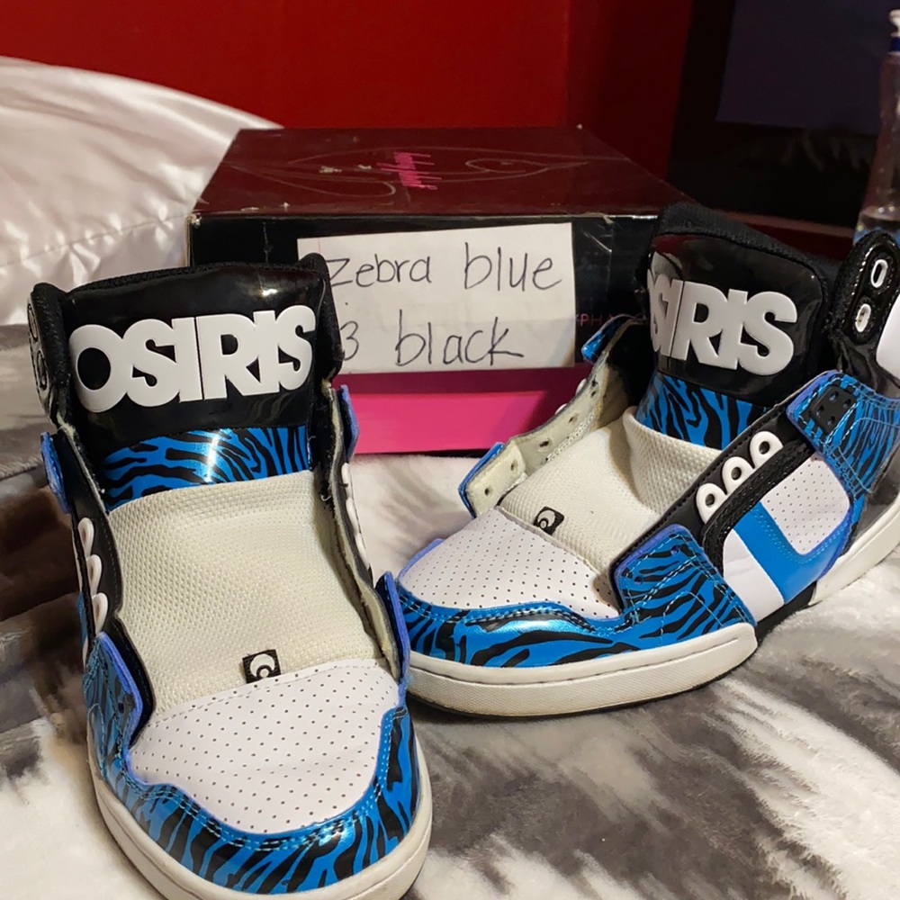Osiris zebra blue and black, size 8.5